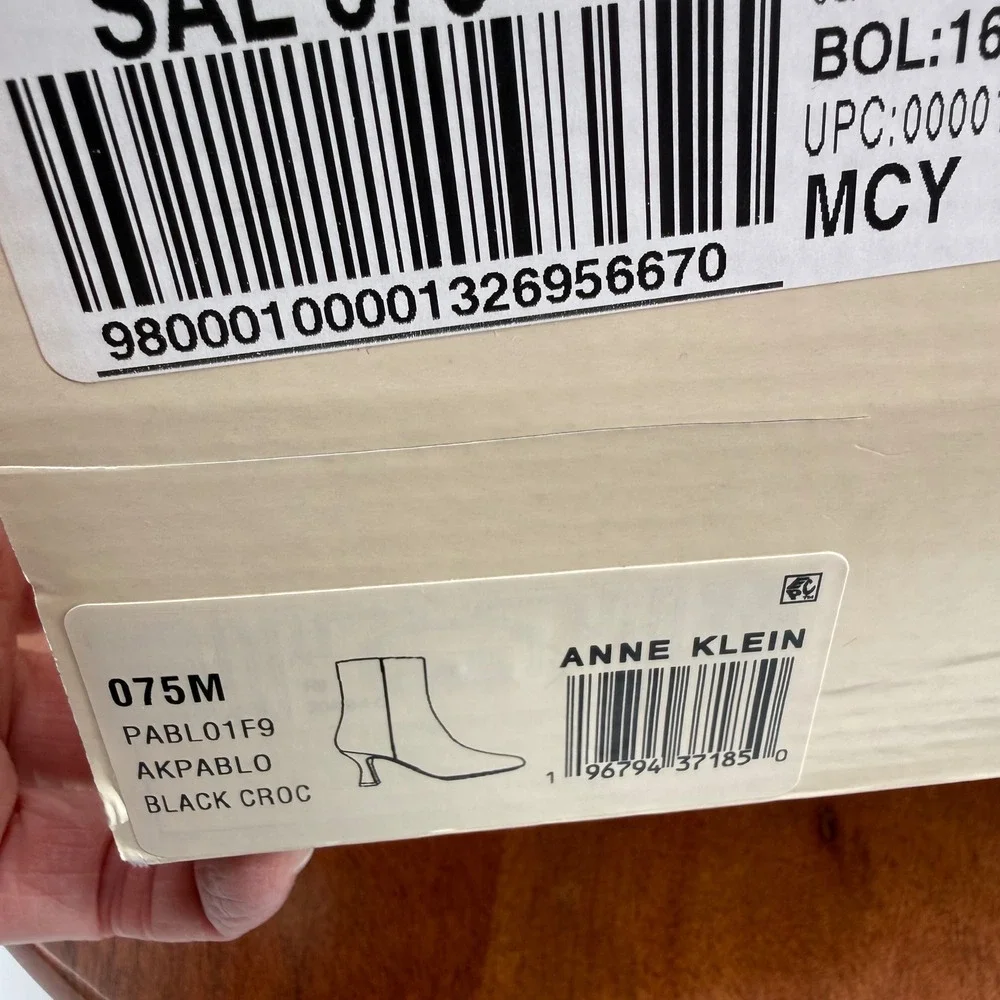 Anne Klein anne klein